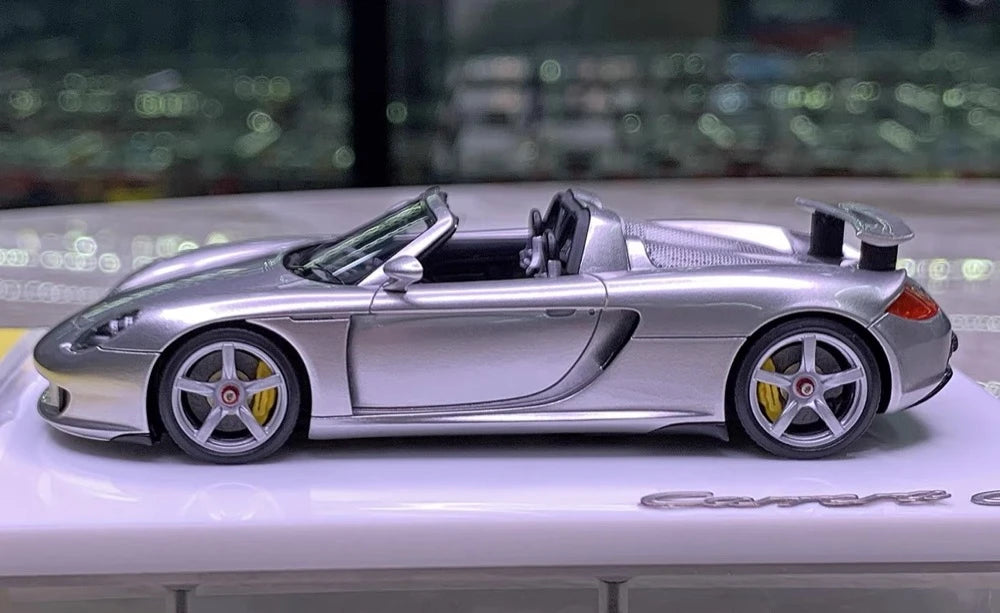 [Make Up] 1:43 Porsche 2004 Carrera GT Silver Model Car Resin