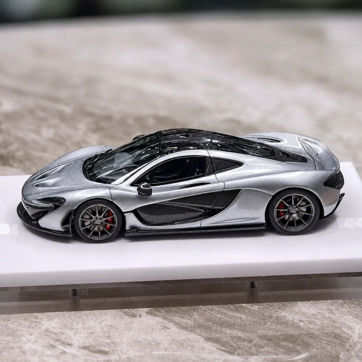 Make Up McLaren 2013 P1 Silver 1:43 – Collectible Resin Model Resin