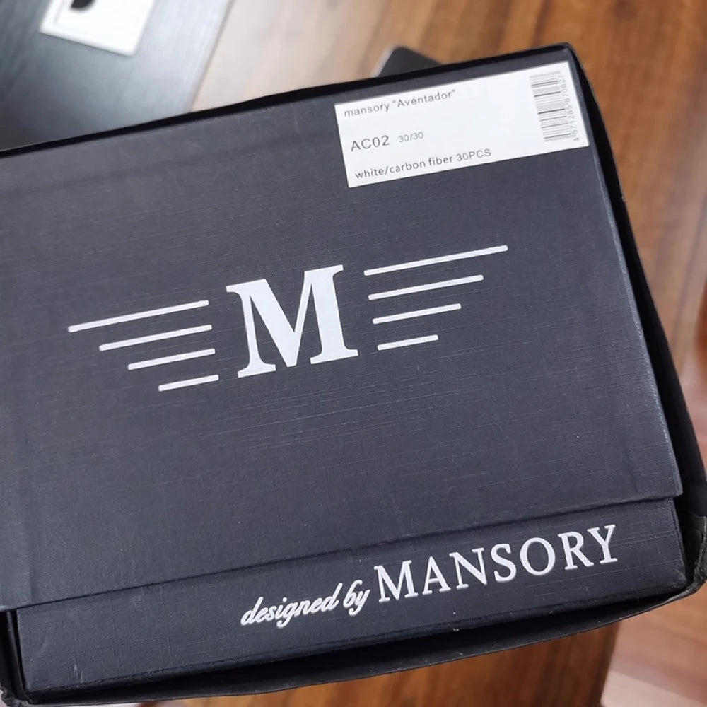 [Mansory] 1:18 Lamborghini 2012 Aventador LP700-4 Carbonado White Model Car Resin
