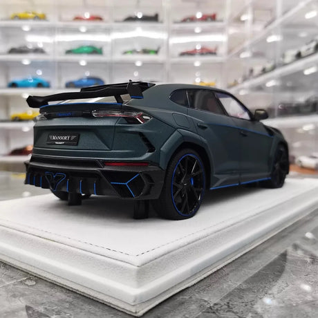 [Mansory] 1:18 Lamborghini 2018 Urus Venatus Green Model Car Resin