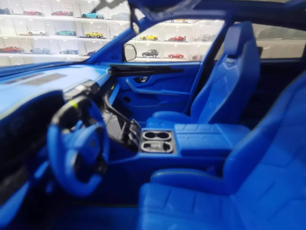 [Mansory] 1:18 Lamborghini 2018 Urus Venatus Green Model Car Resin