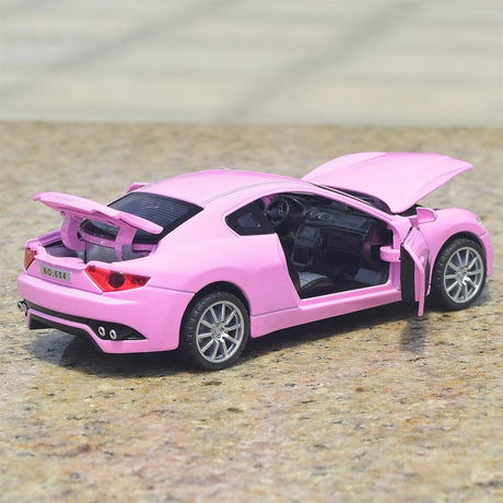 Maserati 2008 GranTurismo الوردي 1:32 – نموذج عرض مصبوب، مصبوب.