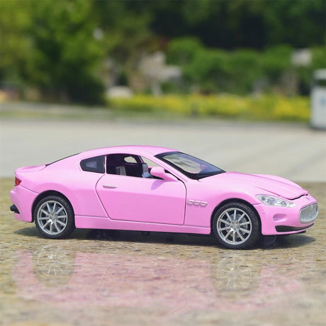 Maserati 2008 GranTurismo الوردي 1:32 – نموذج عرض مصبوب، مصبوب.
