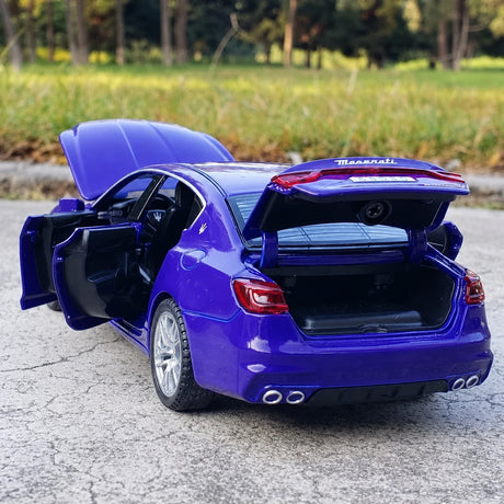 Maserati 2013 كواتروبورتي بلو 1:32 – نموذج عرض مصبوب، مصبوب،