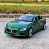 Maserati 2013 Quattroporte grön 1:32 – pressgjuten visningsmodell