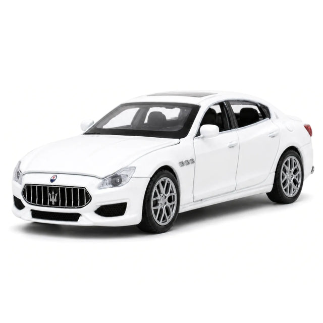 Maserati 2013 Quattroporte White 1:32 – Druckguss-Display-Modell
