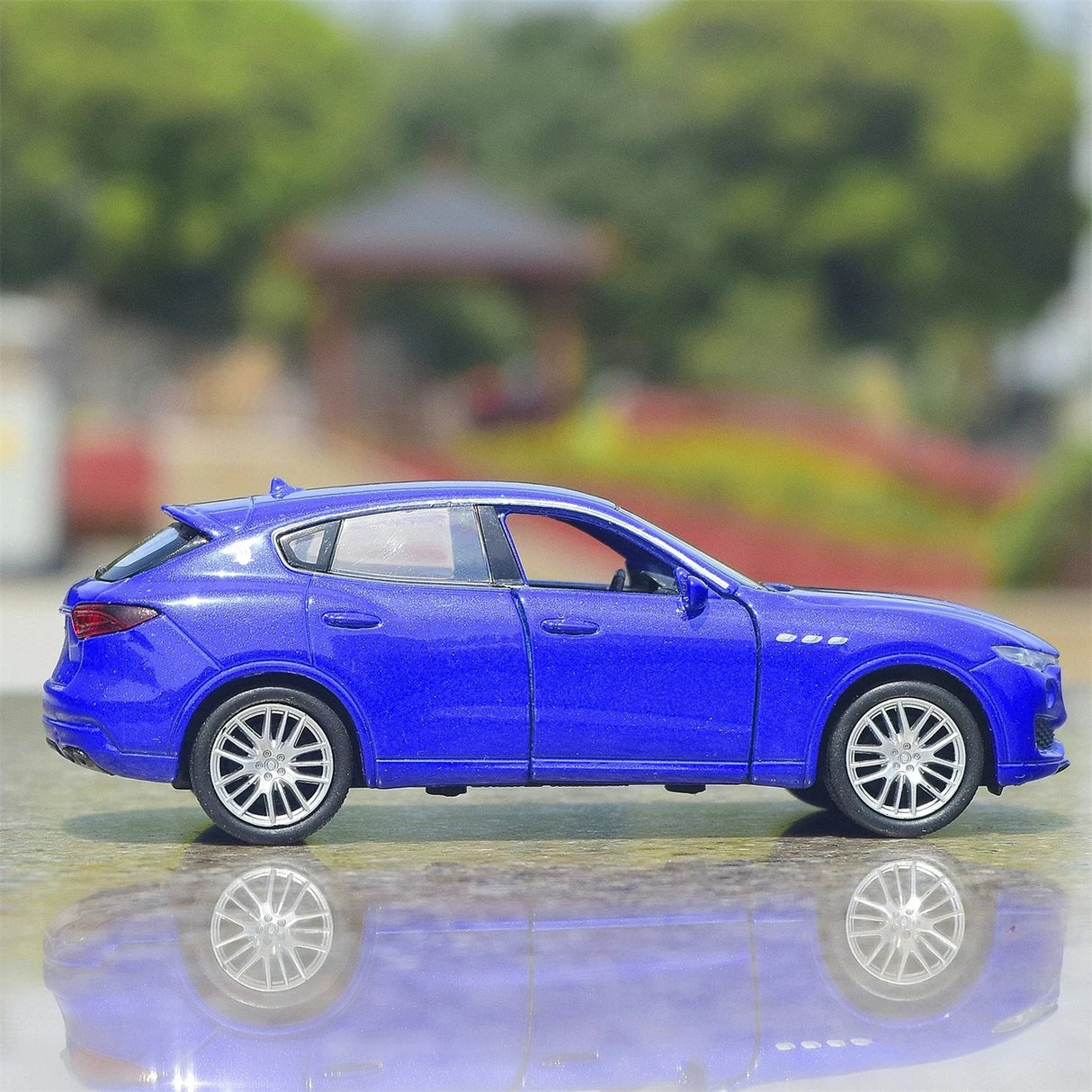 Maserati 2016 Levante 블루 1:36 – 다이캐스트 디스플레이 모델 다이캐스트
