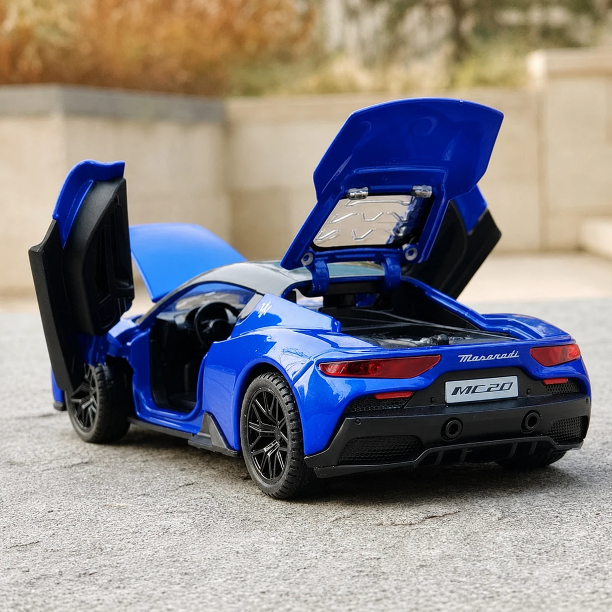 Maserati 2020 MC20 Blauer 1:32 – Druckguss-Display-Modell in Druckguss