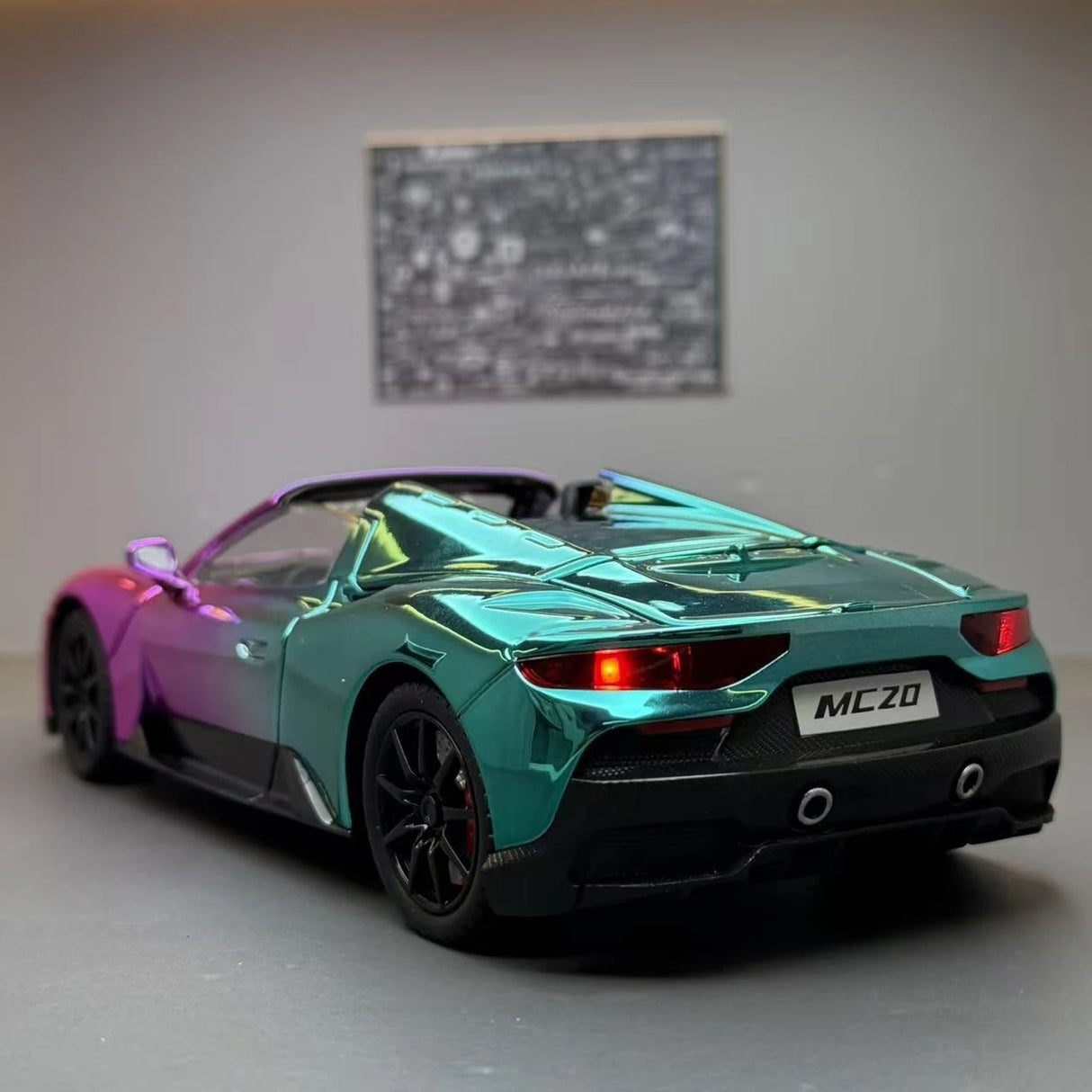 Maserati 2020 MC20 핑크 1:24 – 다이캐스트 디스플레이 모델 다이캐스트