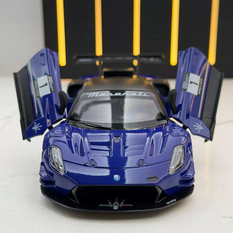 Maserati 2023 GT2 Blauer 1:32 – Druckguss-Display-Modell in Druckguss