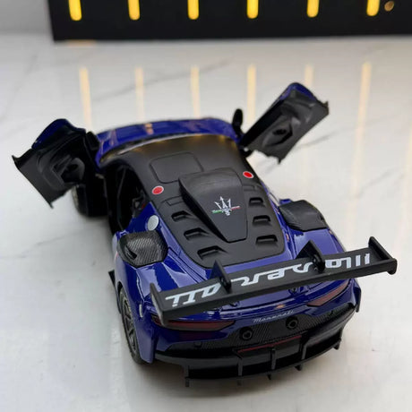 Maserati 2023 GT2 Blauer 1:32 – Druckguss-Display-Modell in Druckguss