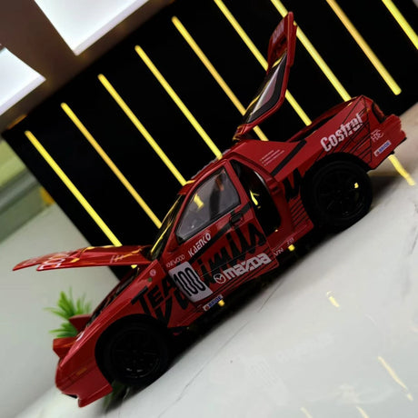 Mazda 1985 RX-7 FC3S Röd racingfärg 1:24 – Diecast Display Model Die-Cast