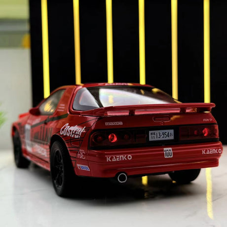 Mazda 1985 RX-7 FC3S Röd racingfärg 1:24 – Diecast Display Model Die-Cast
