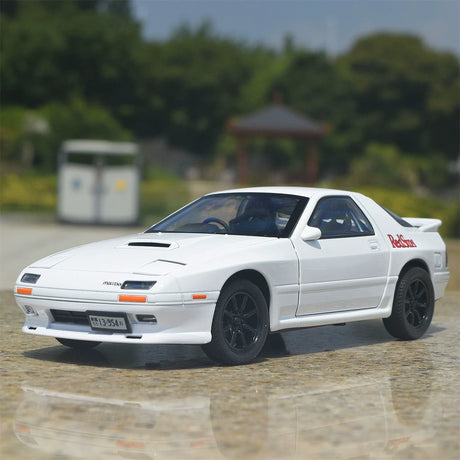Mazda 1985 RX-7 FC3S Vit 1:24 – Diecast-displaymodell gjutet