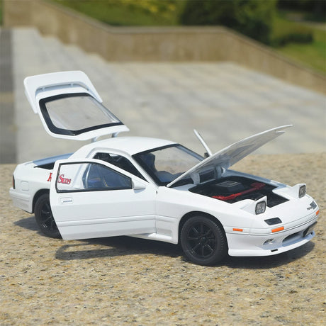 Mazda 1985 RX-7 FC3S Vit 1:24 – Diecast-displaymodell gjutet
