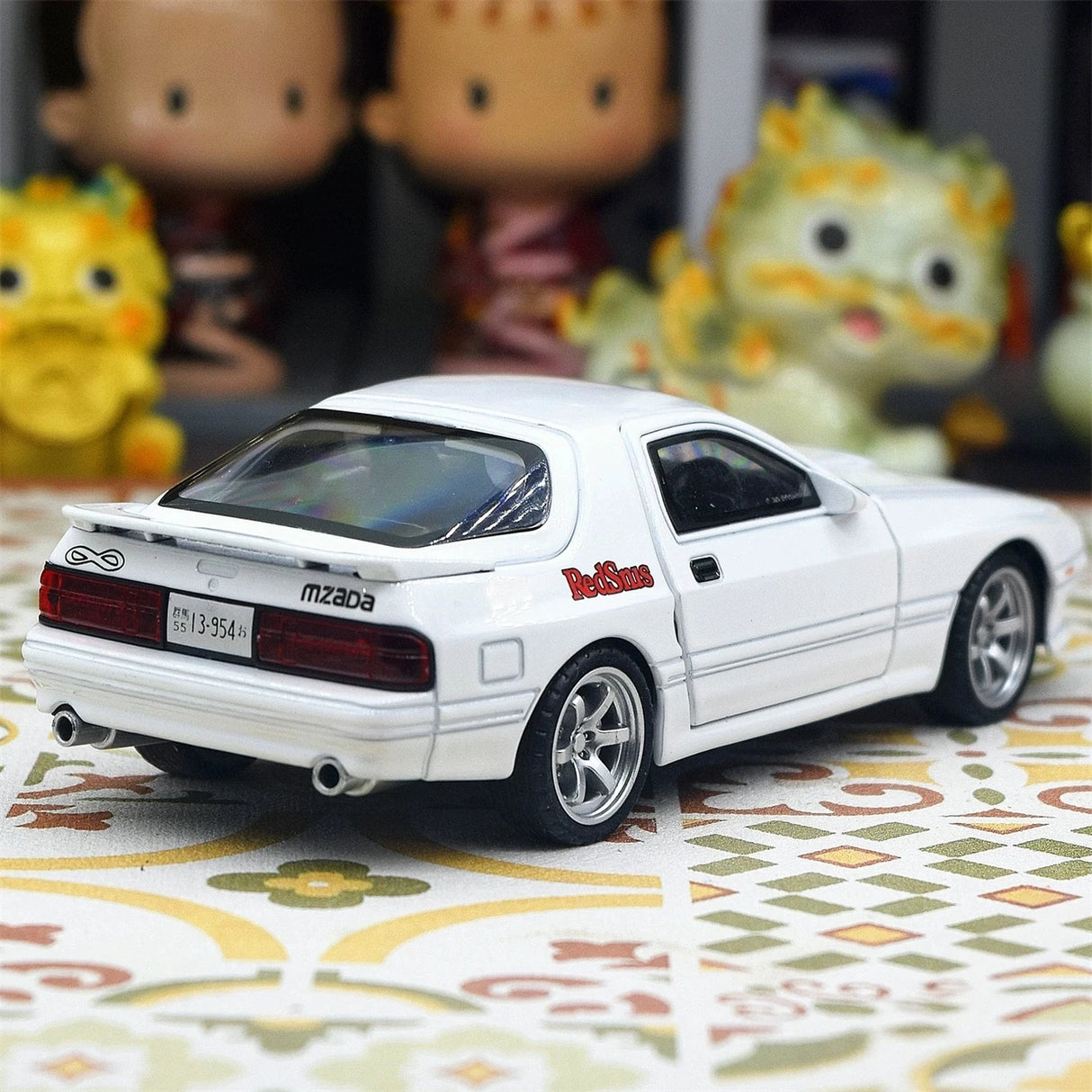 Mazda 1985 RX-7 FC3S vit 1:32 – pressgjuten visningsmodell