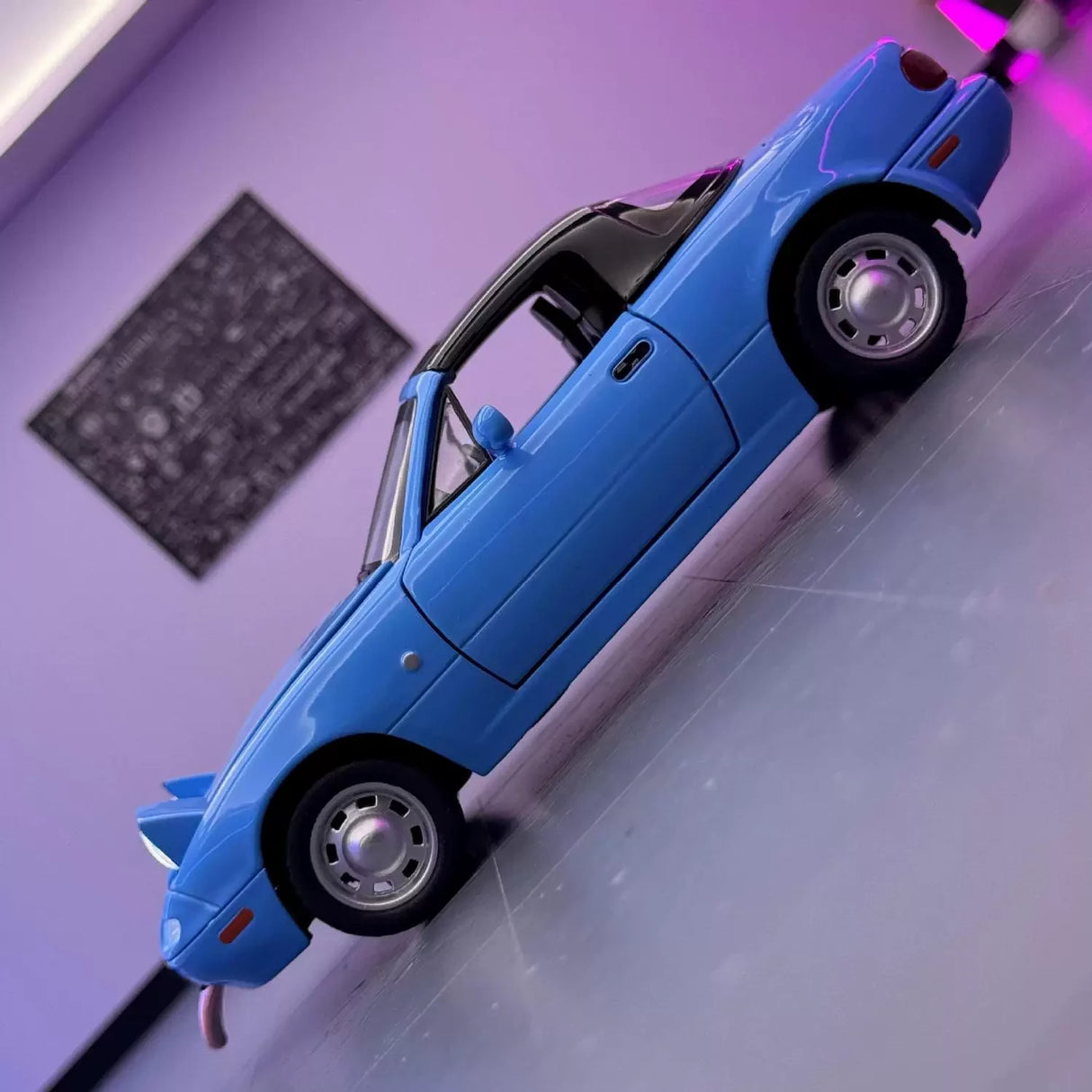 Mazda 1989 MX-5 Miata NA blauw 1:24 – diecast displaymodel