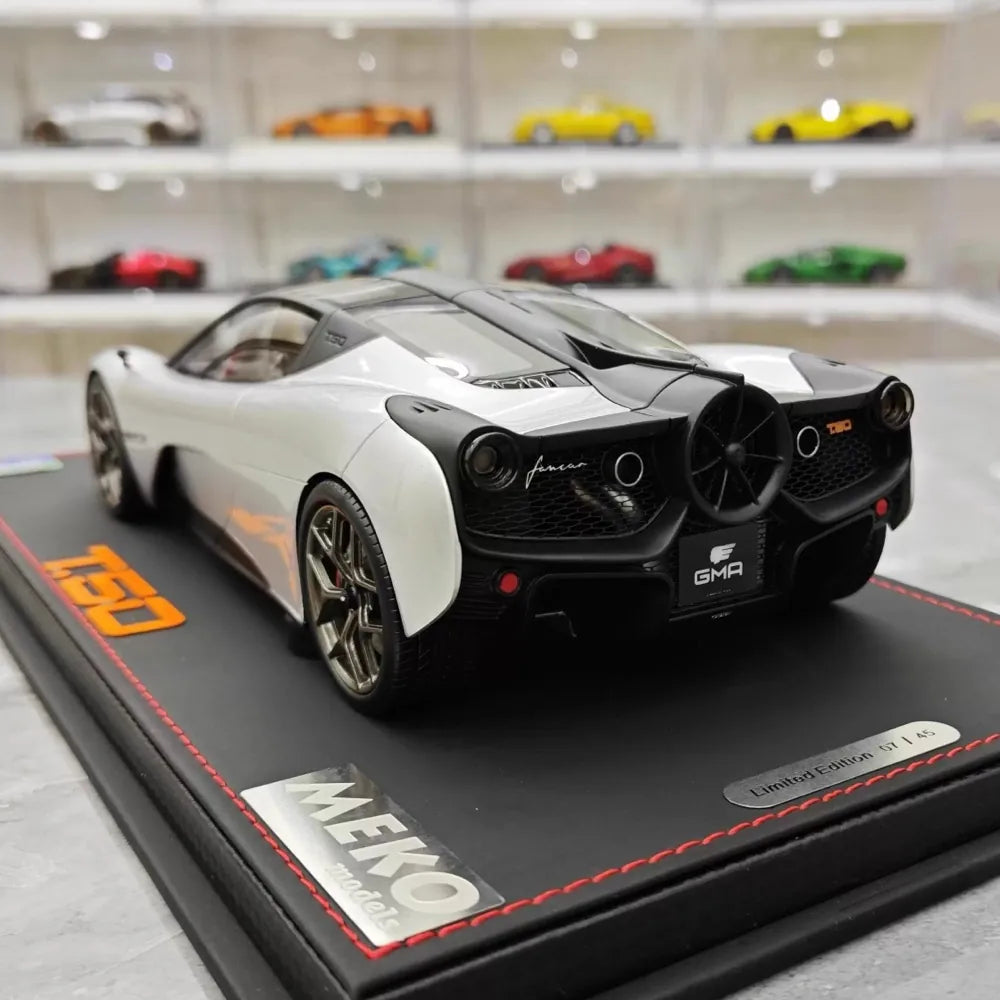 [Meko] 1:18 Gordon Murray Automotive 2020 T50 zilver modelauto Hars