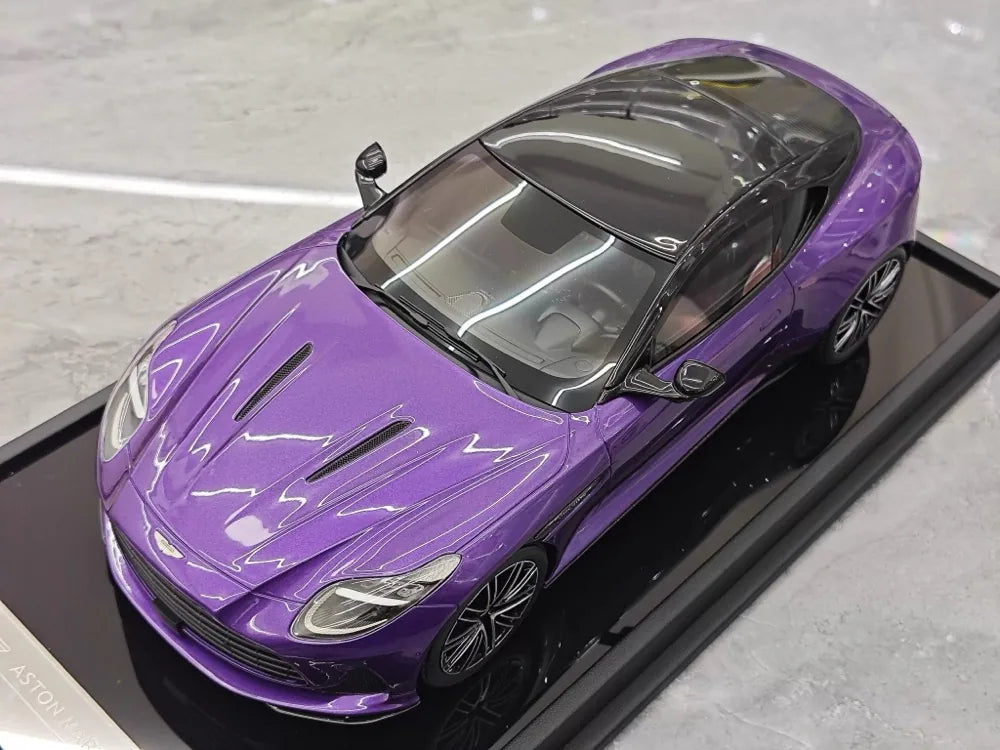 [MotorHelix] 1:18 Aston Martin 2023 DB12 Coupe Purple Model Car Resin