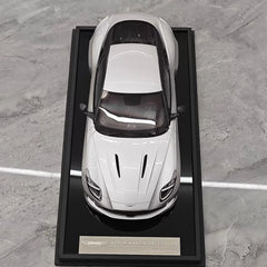 [MotorHelix] 1:18 Aston Martin 2023 DB12 Coupe Silver Model Car Resin