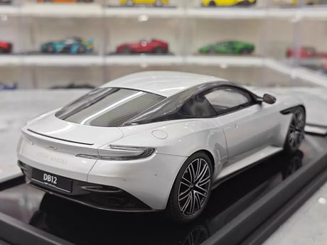 [MotorHelix] 1:18 Aston Martin 2023 DB12 Coupe Silver Model Car Resin