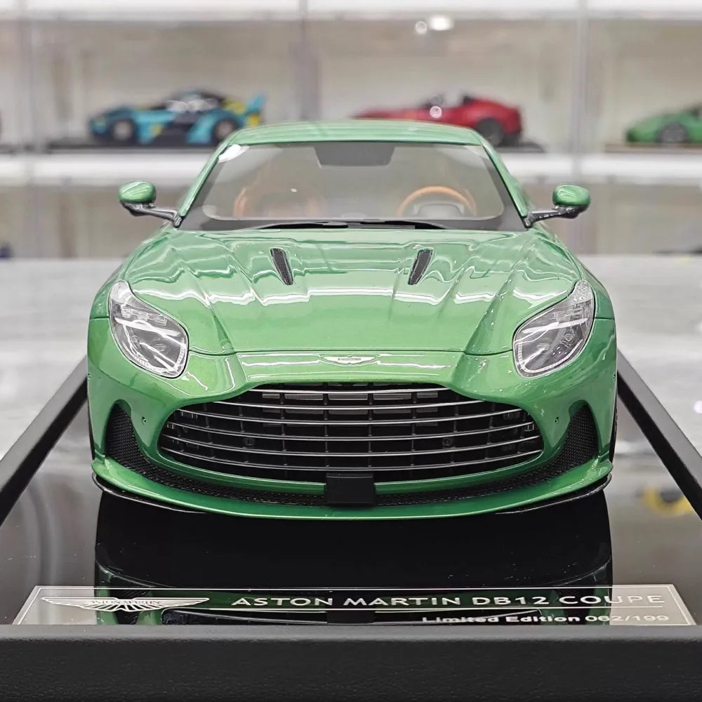 [MotorHelix] 1:18 Aston Martin 2023 DB12 Coupe Green Model Car Resin