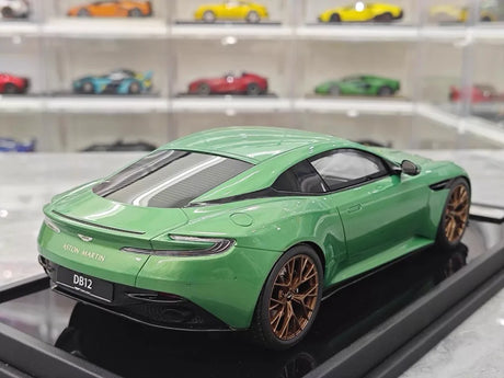 [MotorHelix] 1:18 Aston Martin 2023 DB12 Coupe Green Model Car Resin
