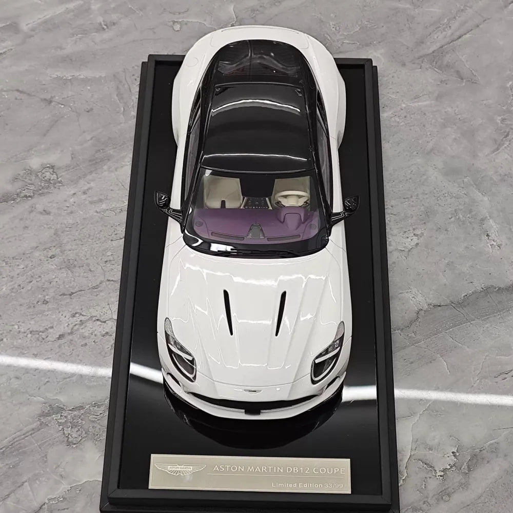 [MotorHelix] 1:18 Aston Martin 2023 DB12 Coupe White Model Car Resin