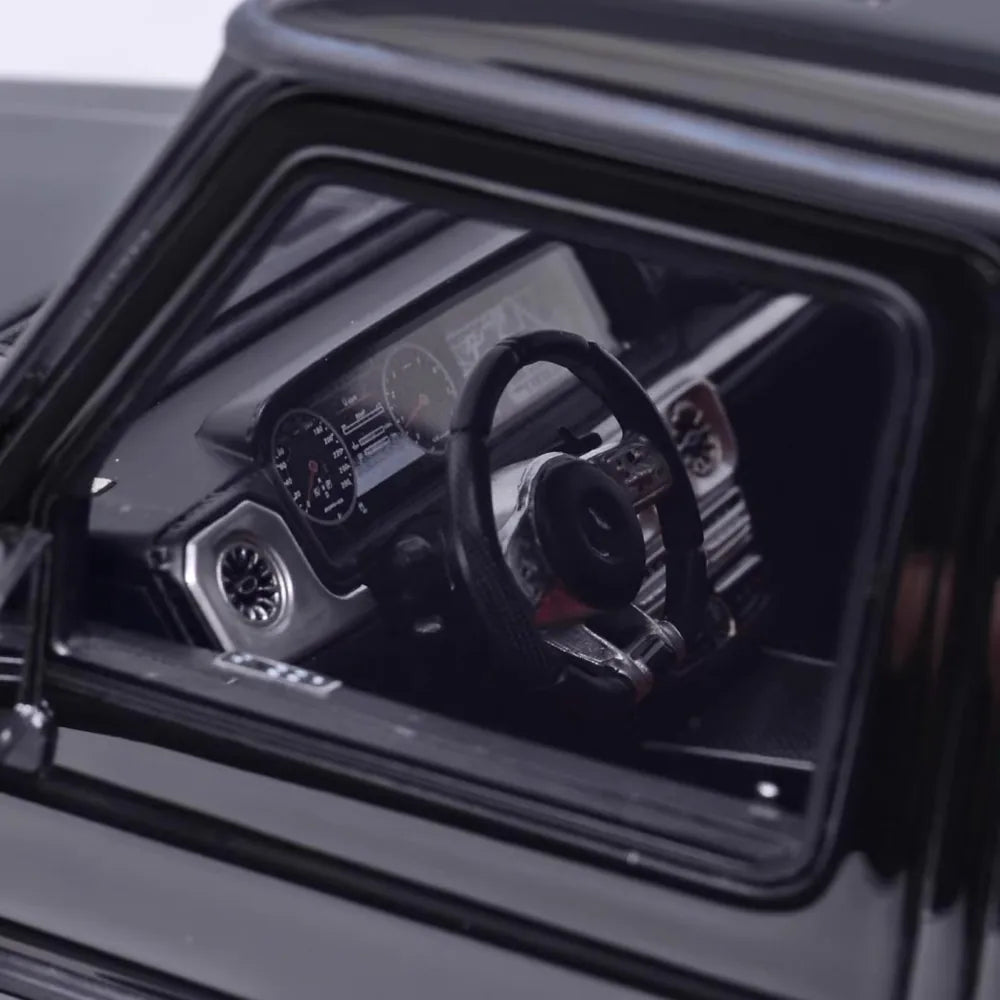 [MotorHelix] 1:18 Mercedes-Benz 2019 AMG G63 Black Model Car Resin