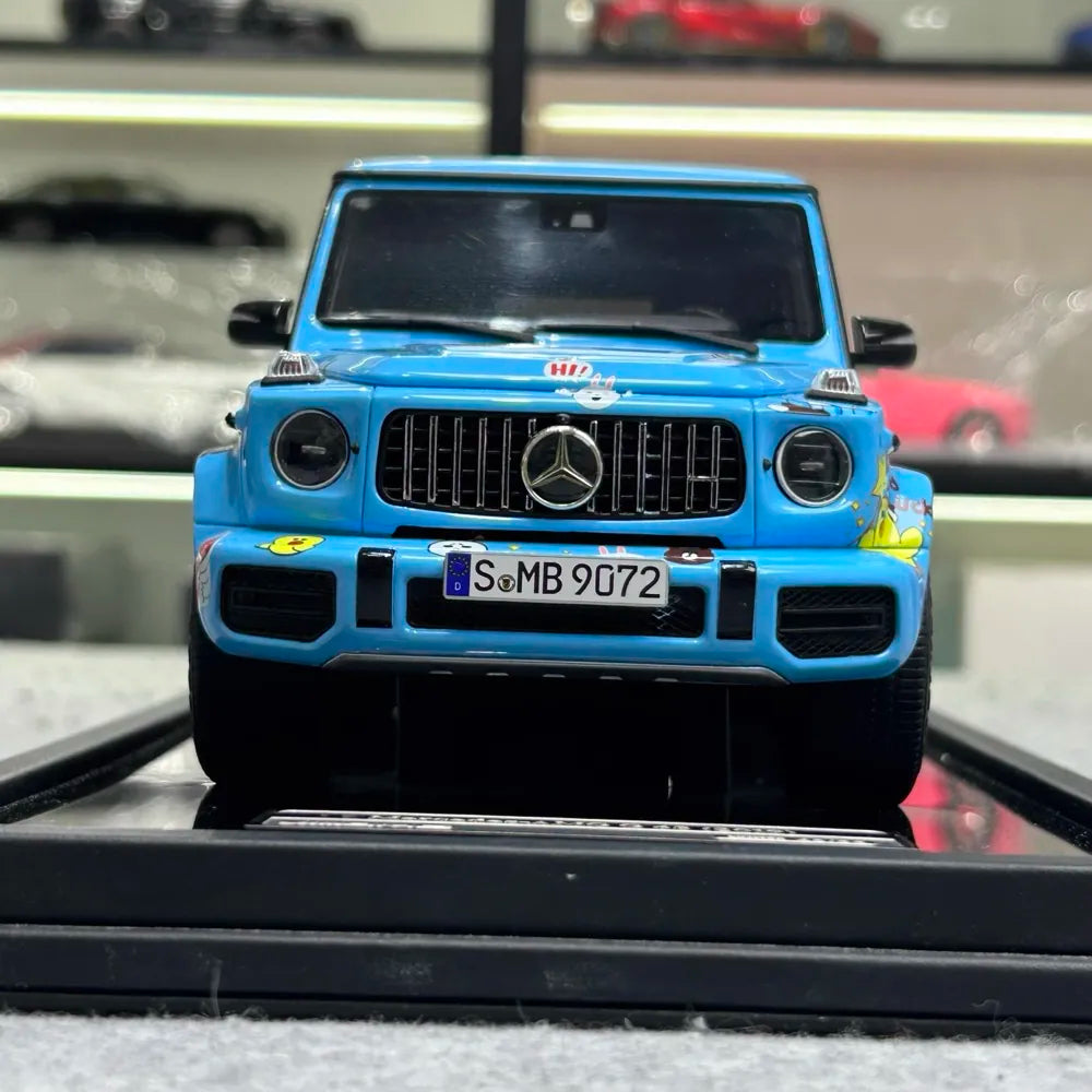 [MotorHelix] 1:18 Mercedes-Benz 2019 AMG G63 brun Bear Varukorgoon Livery modellbil harts