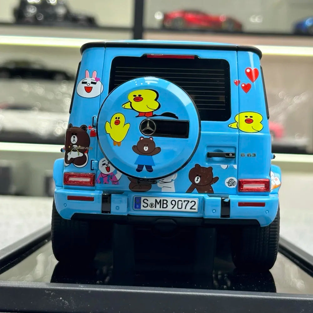 [MotorHelix] 1:18 Mercedes-Benz 2019 AMG G63 Brown Bear Cartoon Livery Model Car Resin