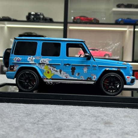 [MotorHelix] 1:18 Mercedes-Benz 2019 AMG G63 Brown Bear Cartoon Livery Model Car Resin