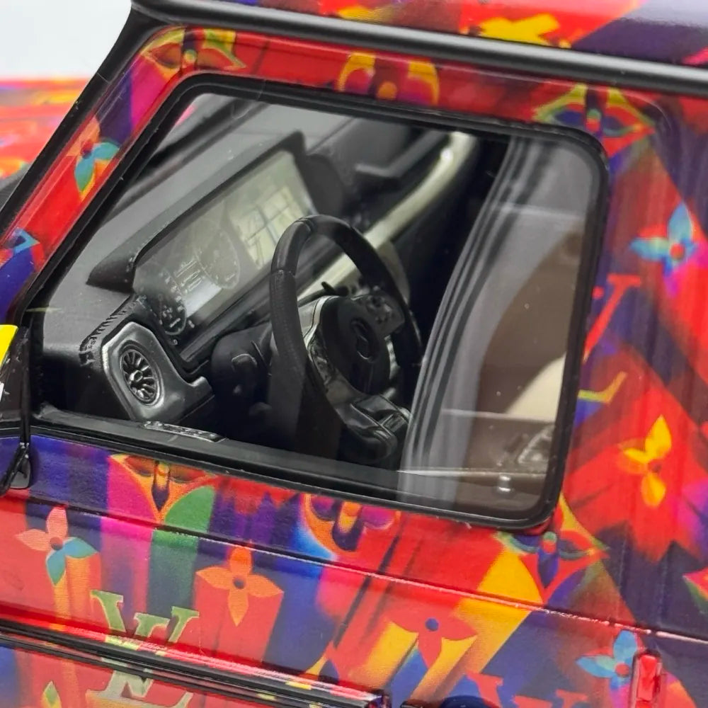 [MotorHelix] 1:18 Mercedes-Benz 2019 AMG G63 LV Colorful Livery Model Car Resin