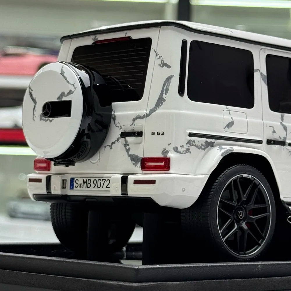[MotorHelix] 1:18 Mercedes-Benz 2019 AMG G63 Marble Livery Model Car Resin