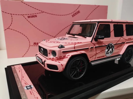 [MotorHelix] 1:18 Mercedes-Benz 2019 AMG G63 Pink Pig Livery Model Car Resin