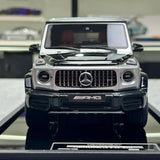 [MotorHelix] 1:18 Mercedes-Benz 2019 AMG G63 Starry Livery Model Car Resin