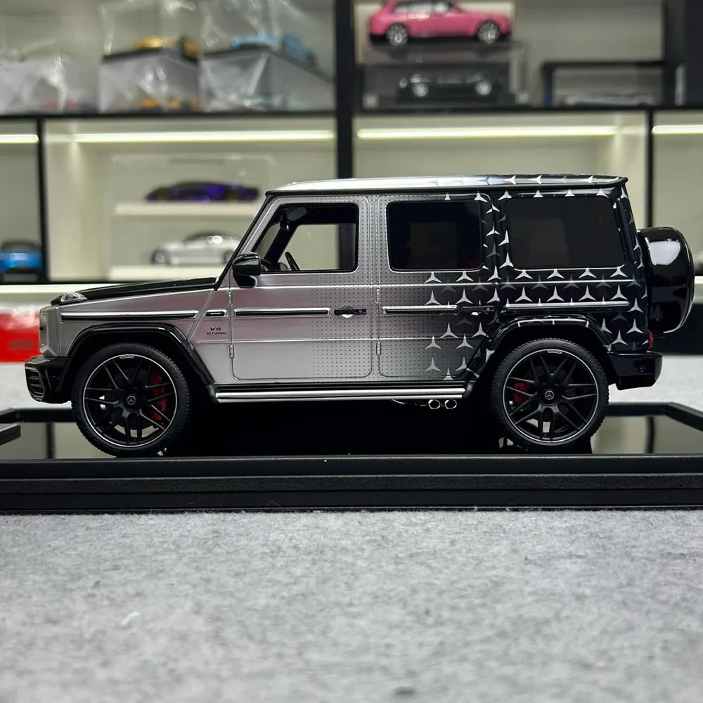 [MotorHelix] 1:18 Mercedes-Benz 2019 AMG G63 Starry Livery Model Car Resin