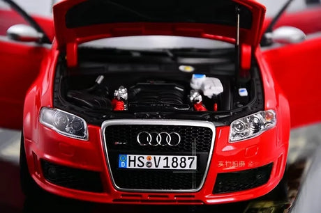 [Minichamps] 1:18 Audi 2006 RS4 Avant Red Model Car Die-Cast