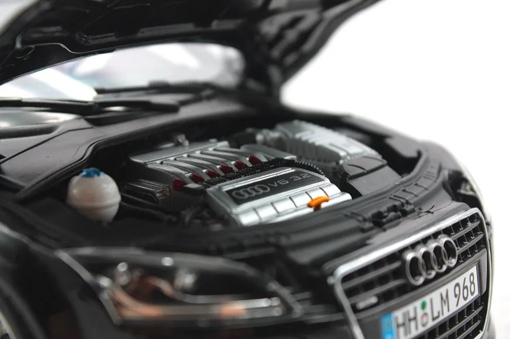 [Minichamps] 1:18 Audi 2007 TT Coupe Black Model Car Die-Cast