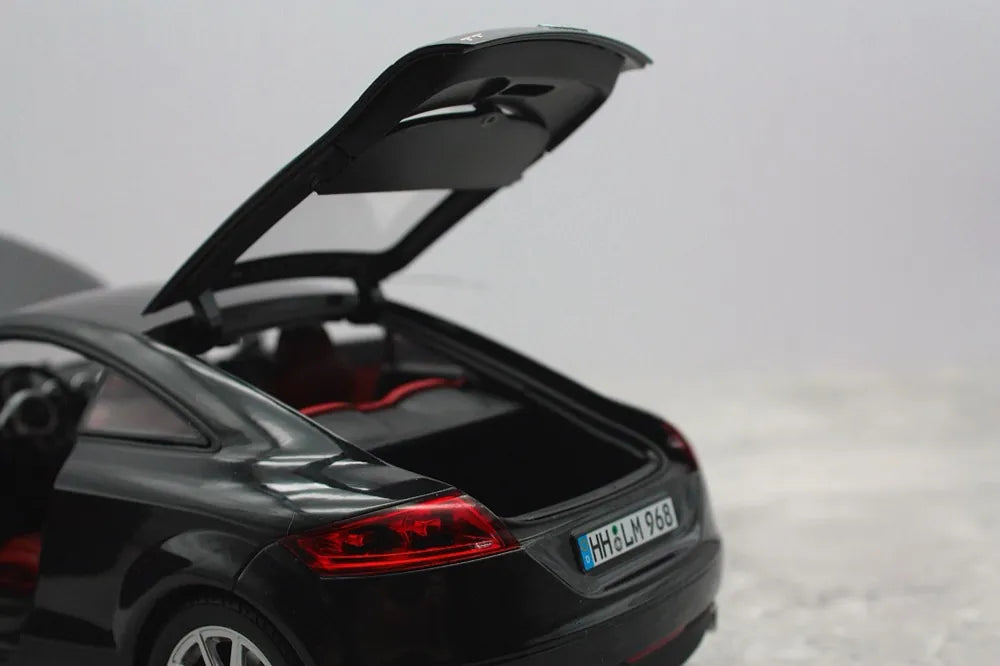 [Minichamps] 1:18 Audi 2007 TT Coupe ブラック モデルカー Die-Cast
