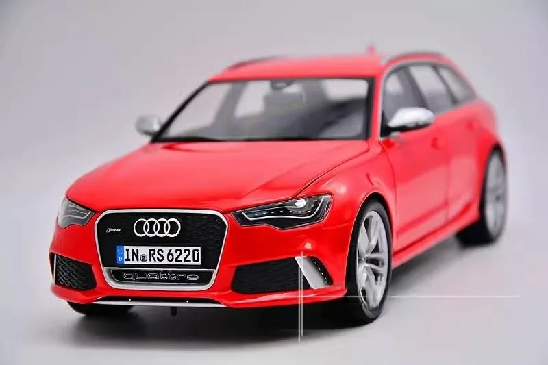 [Minichamps] 1:18 Audi 2013 RS6 Avant Red Model Car Die-Cast