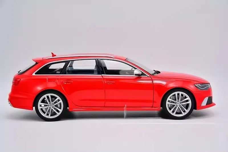 [Minichamps] 1:18 Audi 2013 RS6 Avant Red Model Car Die-Cast