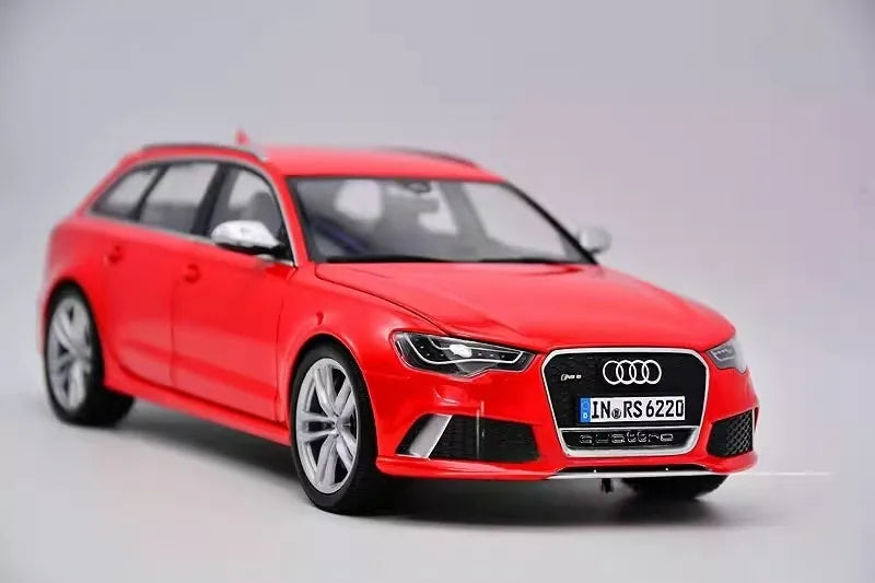 [Minichamps] 1:18 Audi 2013 RS6 Avant Red Model Car Die-Cast