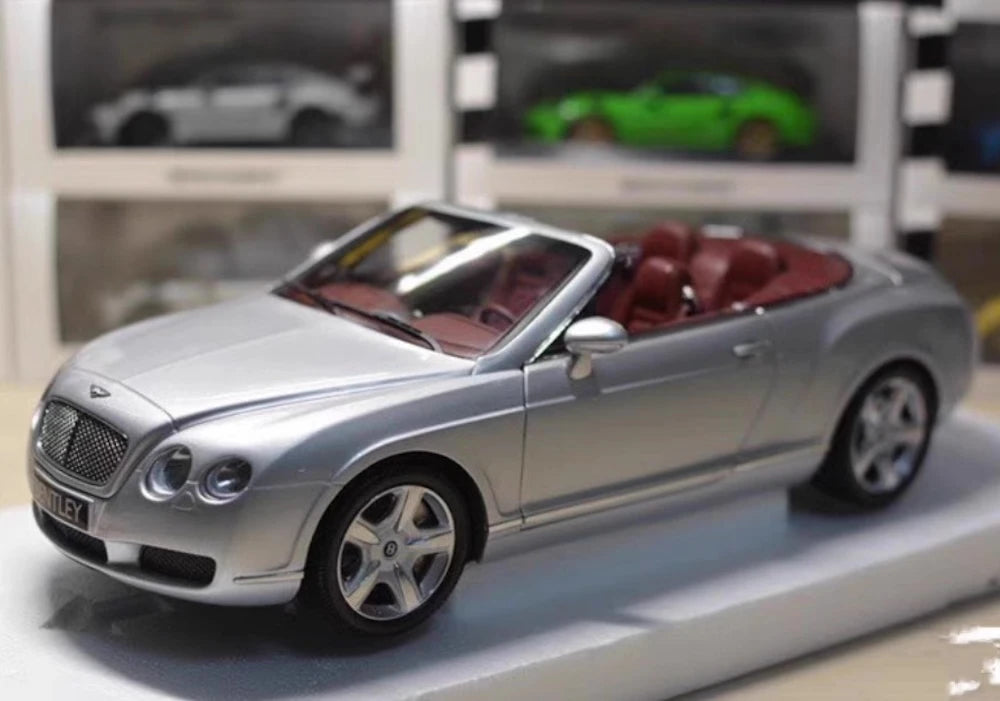 [Minichamps] 1:18 Bentley 2006 Continental GTC argento modellino di auto Die-Cast