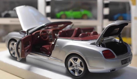 [Minichamps] 1:18 Bentley 2006 Continental GTC Silver Model Car Die-Cast