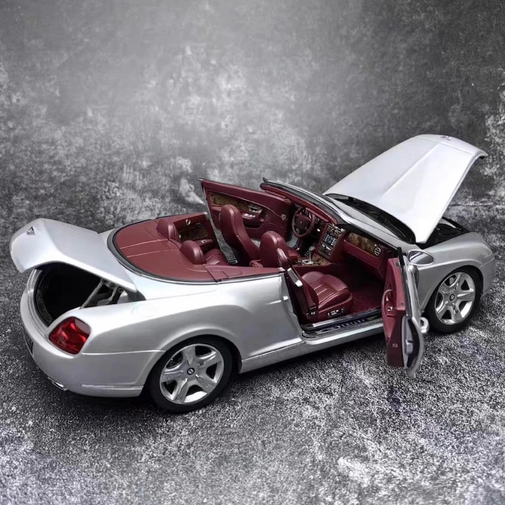 [Minichamps] 1:18 Bentley 2006 Continental GTC argento modellino di auto Die-Cast