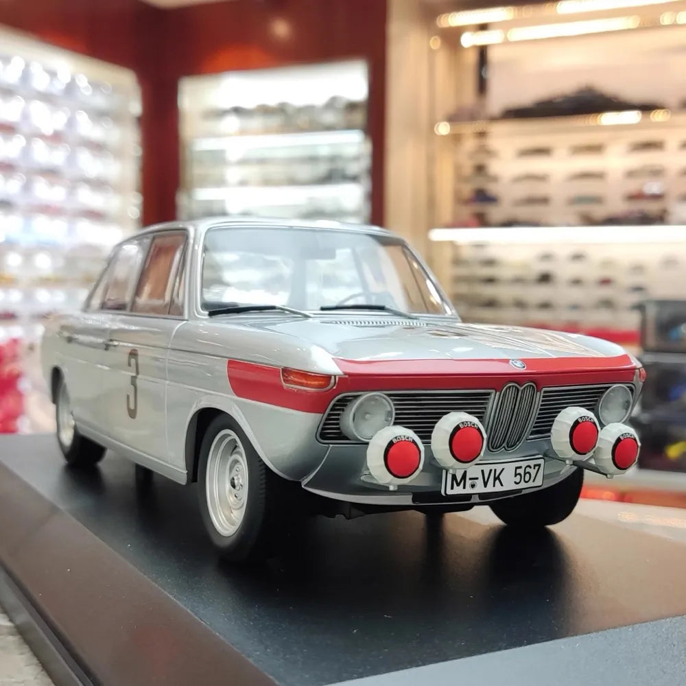 [Minichamps] 1:18 BMW 1965 1800 TiSA No.3 modellino di auto resina