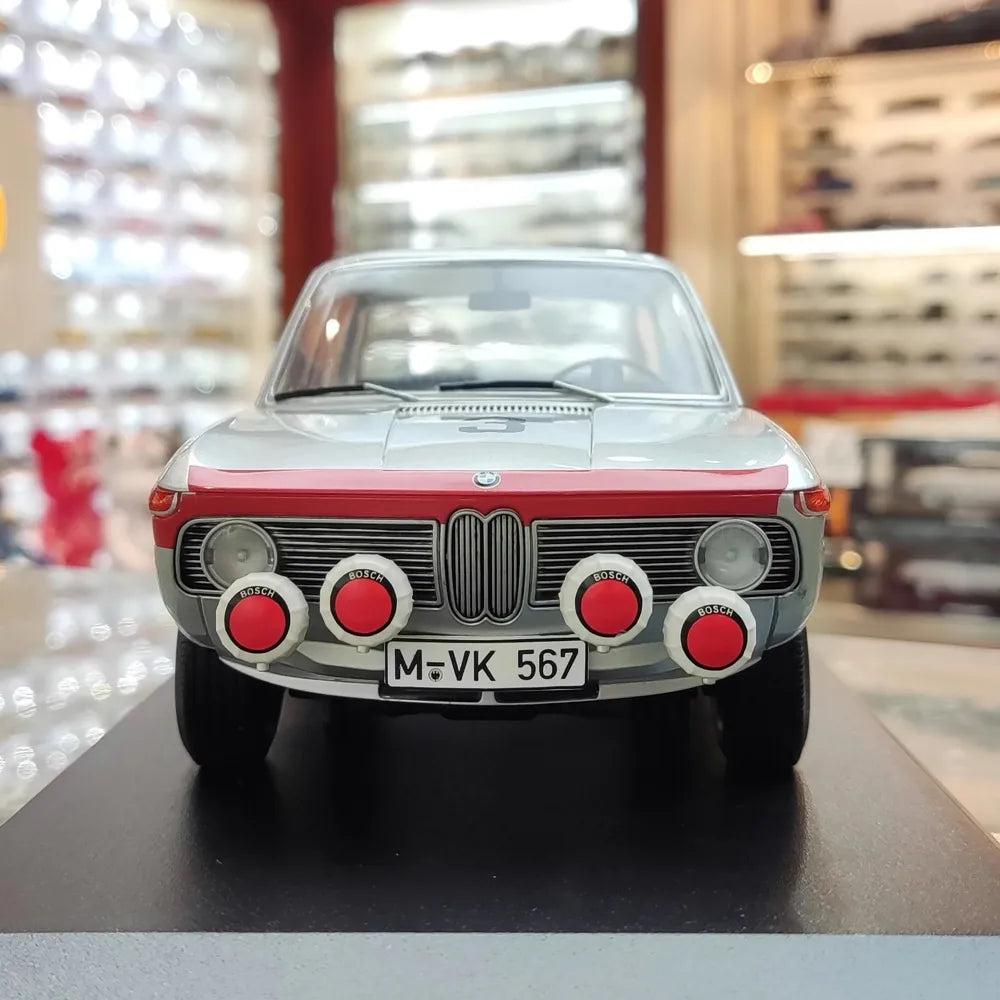 [Minichamps] 1:18 BMW 1965 1800 TiSA No.3 modellino di auto resina