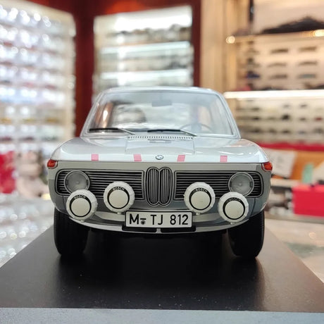 [Minichamps] 1:18 BMW 1965 1800 TiSA No.6 Model Car Resin