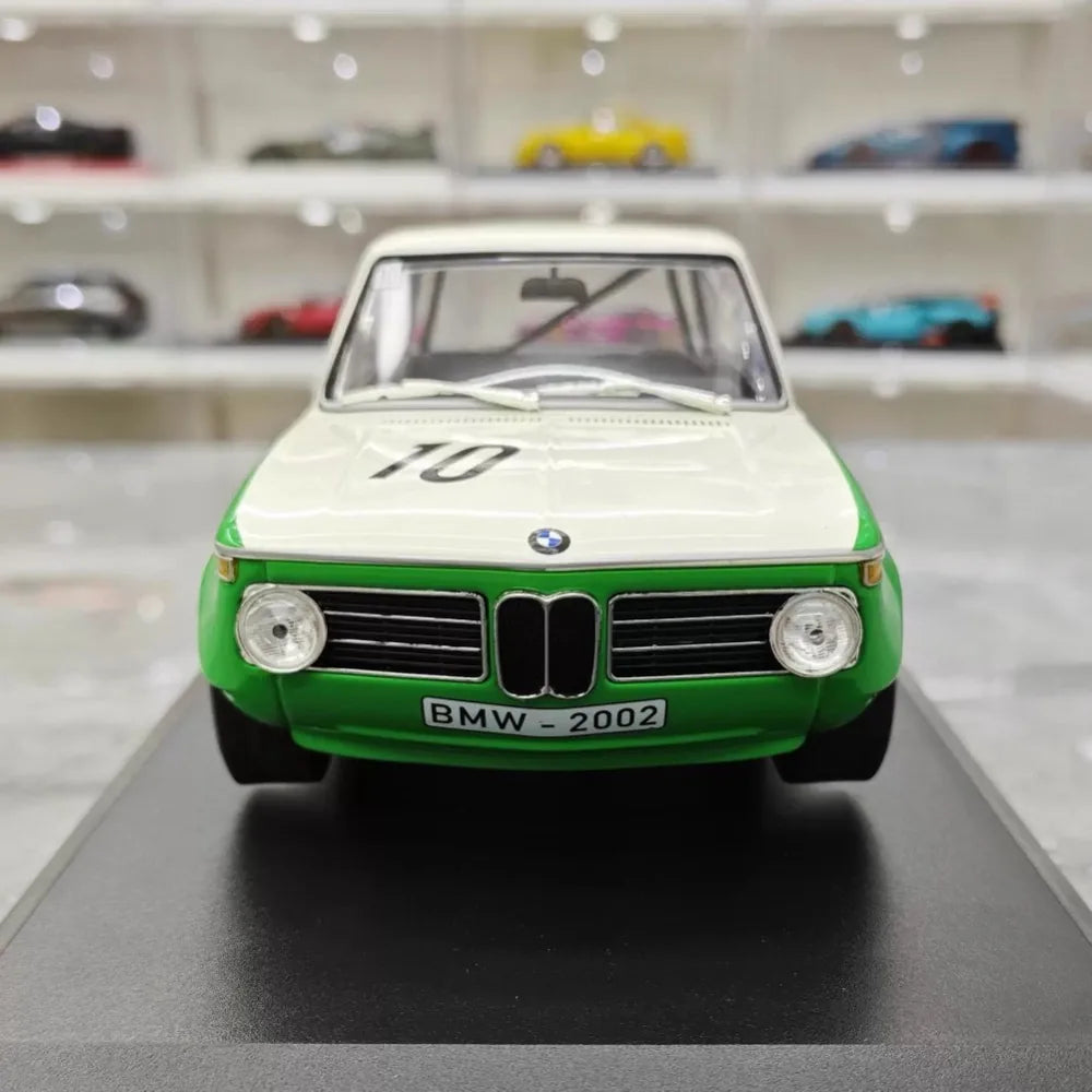 [Minichamps] 1:18 BMW 1968 2002 TiK No.10 Model Car Resin